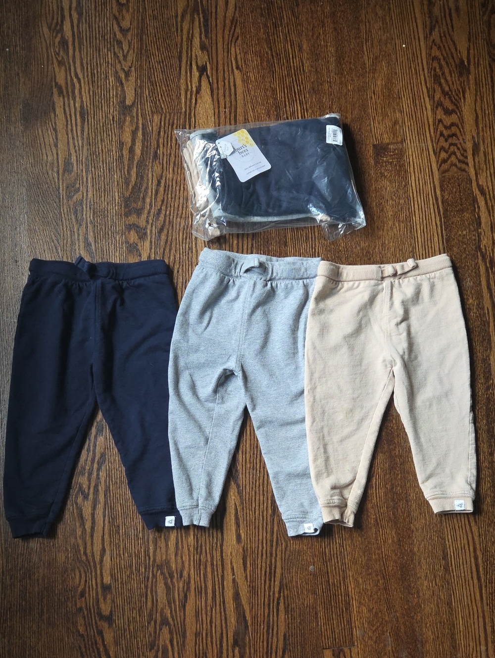 Burts Bees Baby Jogger Bundle - Navy, Gray, Cream 6 Pairs. 3 New, 3 Lightly Worn